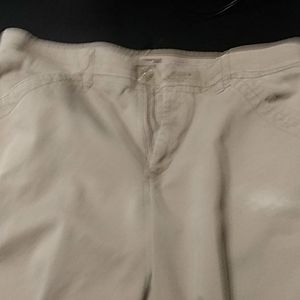 Woman's pants
